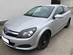 Silber Gebraucht 2006 Opel Astra GTC Limousine | 5.000 € (Teuer)