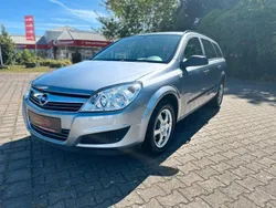 Silber Gebraucht 2009 Opel Astra Selection Kombi | 3.899 € (Etwas zu teuer)