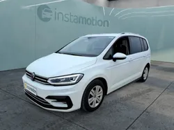 Weiß Gebraucht 2024 VW Touran R-line Plus Van / Kleinbus | 34.620 € (Guter Preis)