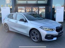 Grau Gebraucht 2020 BMW 118 Sport Line Kleinwagen | 17.500 € (Guter Preis)