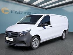 Weiß Gebraucht 2024 Mercedes Vito Van / Kleinbus | 30.499 € (Guter Preis)