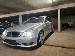 Silber Gebraucht 2004 Mercedes C32 AMG AMG Kombi | 9.750 €