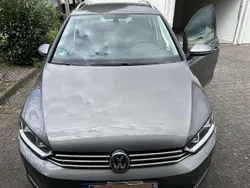 Grau Gebraucht 2016 VW Golf Sportsvan Comfortline Van / Kleinbus | 9.200 € (Guter Preis)
