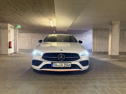 Weiß Gebraucht 2019 Mercedes 220 Edition 1 Coupé | 25.800 € (Fairer Preis)