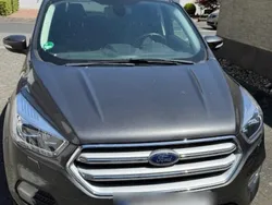 Grau Gebraucht 2019 Ford Kuga SUV | 23.500 € (Teuer)