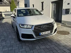 Weiß Gebraucht 2019 Audi Q7 S-Line SUV | 39.900 € (Guter Preis)