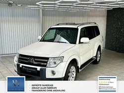 Sophiaweiß Gebraucht 2010 Mitsubishi Pajero Instyle SUV | 18.990 € (Fairer Preis)