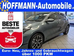 Grün Neu 2025 Kia Ceed Limousine | 24.450 € (Guter Preis)