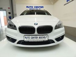 Weiß Gebraucht 2018 BMW 218 Gran Tourer Sport Line Van / Kleinbus | 16.700 € (Fairer Preis)