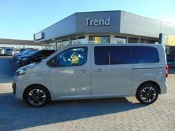 Grau Gebraucht 2022 Opel Zafira Life Edition Van | 39.950 € (Teuer)