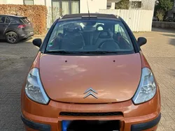Orange Gebraucht 2002 Citroën C3 Kleinwagen | 2.000 €