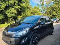Schwarz Gebraucht 2014 Opel Corsa Color Edition Kleinwagen | 4.499 € (Fairer Preis)
