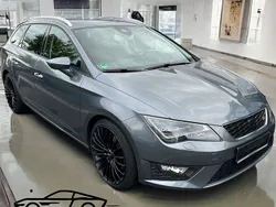 Grau Gebraucht 2015 Seat Leon ST FR Kombi | 11.990 € (Fairer Preis)
