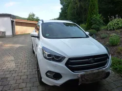Weiß Gebraucht 2019 Ford Kuga ST-Line SUV | 17.499 € (Guter Preis)