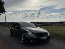 Schwarz Gebraucht 2005 Mercedes CLS55 AMG AMG Limousine | 18.500 €