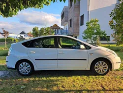 Weiß Gebraucht 2006 Toyota Prius Sol Kleinwagen | 3.250 € (Guter Preis)