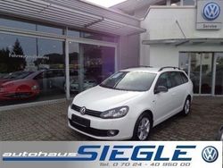 Weiß Gebraucht 2013 VW Golf VII Match Kombi | 11.870 € (Etwas zu teuer)