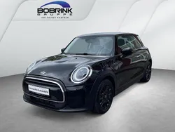 Schwarz Gebraucht 2021 Mini ONE Kleinwagen | 16.820 € (Guter Preis)