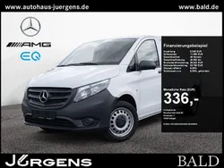 Weiß Gebraucht 2021 Mercedes Vito Van / Kleinbus | 27.358 € (Guter Preis)