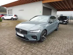 Thunder grey / metallic Gebraucht 2024 Volvo S60 Plus Limousine | 37.500 € (Fairer Preis)