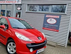 Rot Gebraucht 2009 Peugeot 207 Urban Move Limousine | 850 €