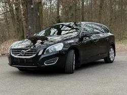 Schwarz Gebraucht 2011 Volvo V60 Summum Kombi | 6.549 € (Fairer Preis)
