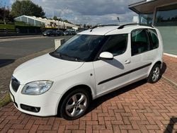 Candyweiss Gebraucht 2009 Skoda Roomster Plus Edition Kombi | 2.000 € (Guter Preis)
