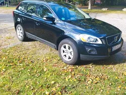 Schwarz Gebraucht 2009 Volvo XC60 SUV | 8.200 € (Fairer Preis)