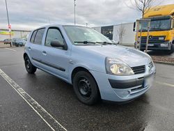 Gebraucht 2004 Renault Clio II Kleinwagen | 1.800 € (Teuer)