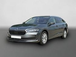 Graphitegrau metallic Neu 2025 Skoda Superb Selection Kombi | 45.080 € (Superpreis)