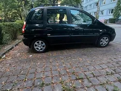 Schwarz Gebraucht 2007 Hyundai Matrix Van / Kleinbus | 2.500 € (Teuer)