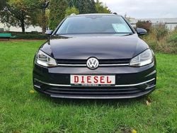 Deep black perleffekt Gebraucht 2019 VW Golf VII IQ Drive Kombi | 13.100 € (Fairer Preis)