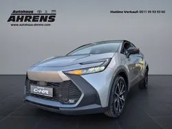 Shimmering silver me Neu 2024 Toyota C-HR Team SUV | 35.900 € (Fairer Preis)