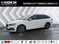 Weiss Gebraucht 2022 Skoda Octavia | 23.990 € (Guter Preis)