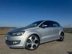 Silber Gebraucht 2011 VW Polo Design Kleinwagen | 4.999 € (Etwas zu teuer)
