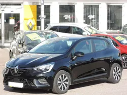 Black pearl schwarz (metallic) Gebraucht 2023 Renault Clio V Equilibre Limousine | 15.950 € (Fairer Preis)