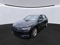 Brillantschwarz Gebraucht 2023 Audi e-tron Advanced SUV | 39.720 € (Fairer Preis)
