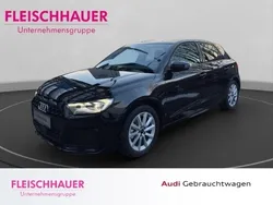 Mythosschwarz metallic Gebraucht 2024 Audi A1 Advanced Kleinwagen | 24.440 € (Superpreis)