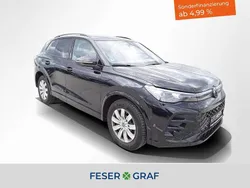 Deep black perleffekt Gebraucht 2024 VW Tiguan R-line SUV | 40.450 € (Etwas zu teuer)