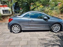 Schwarz Gebraucht 2008 Peugeot 207 CC Filou Cabrio | 3.600 € (Fairer Preis)