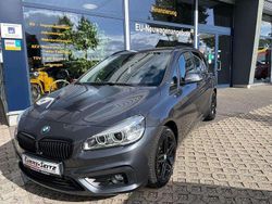 Grau Gebraucht 2016 BMW 218 Active Tourer Sport Line Van / Kleinbus | 12.490 € (Fairer Preis)