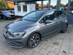 Grau Gebraucht 2020 VW Golf VII United Limousine | 18.985 € (Etwas zu teuer)