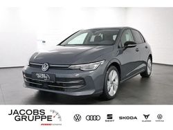 Grau Gebraucht 2024 VW Golf VIII Goal Limousine | 28.840 € (Superpreis)