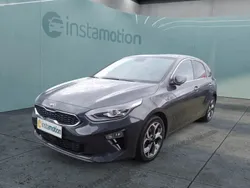 Grau Gebraucht 2018 Kia Ceed Spirit Limousine | 16.839 € (Etwas zu teuer)