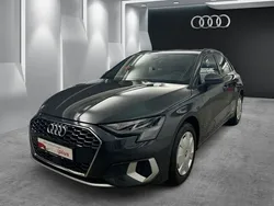 Manhattangrau metallic Gebraucht 2023 Audi A3 Sportback Business Limousine | 33.240 € (Fairer Preis)