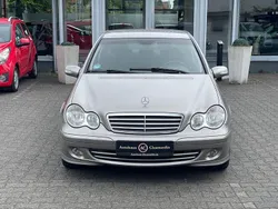 Silber Gebraucht 2004 Mercedes C180 Limousine | 3.590 € (Fairer Preis)