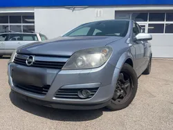 Silber Gebraucht 2005 Opel Astra Edition Kleinwagen | 1.100 € (Guter Preis)