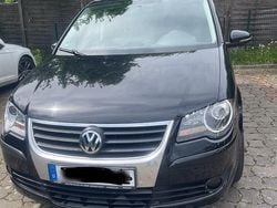 Schwarz Gebraucht 2009 VW Touran Van / Kleinbus | 3.100 € (Guter Preis)