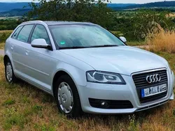Silber Gebraucht 2009 Audi A3 Sportback Ambiente Limousine | 8.800 € (Fairer Preis)