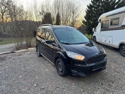Schwarz Gebraucht 2017 Ford Tourneo Courier Sport Van / Kleinbus | 9.700 € (Guter Preis)